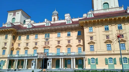Eisenstadt, Schloss Esterh&aacute;zy Fassade