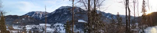 Panorama &uuml;ber Lunz und die umgebenden Berge im Winter